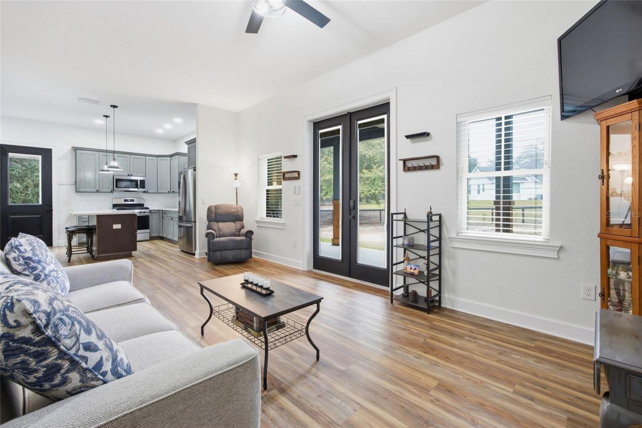 12052 SE 101st Court Road, Belleview, FL 34420 Photo