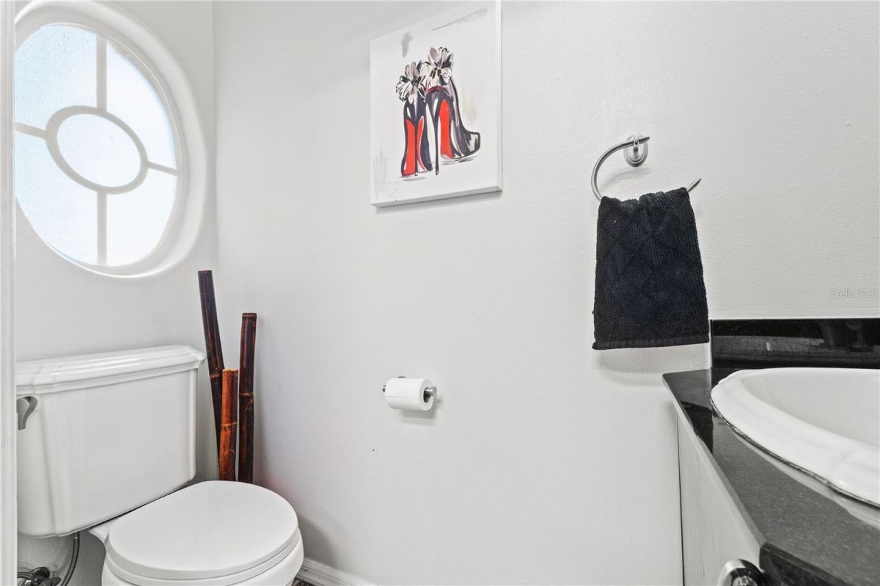 6400 46th Avenue N, Unit 16, Kenneth City, FL 33709 Photo