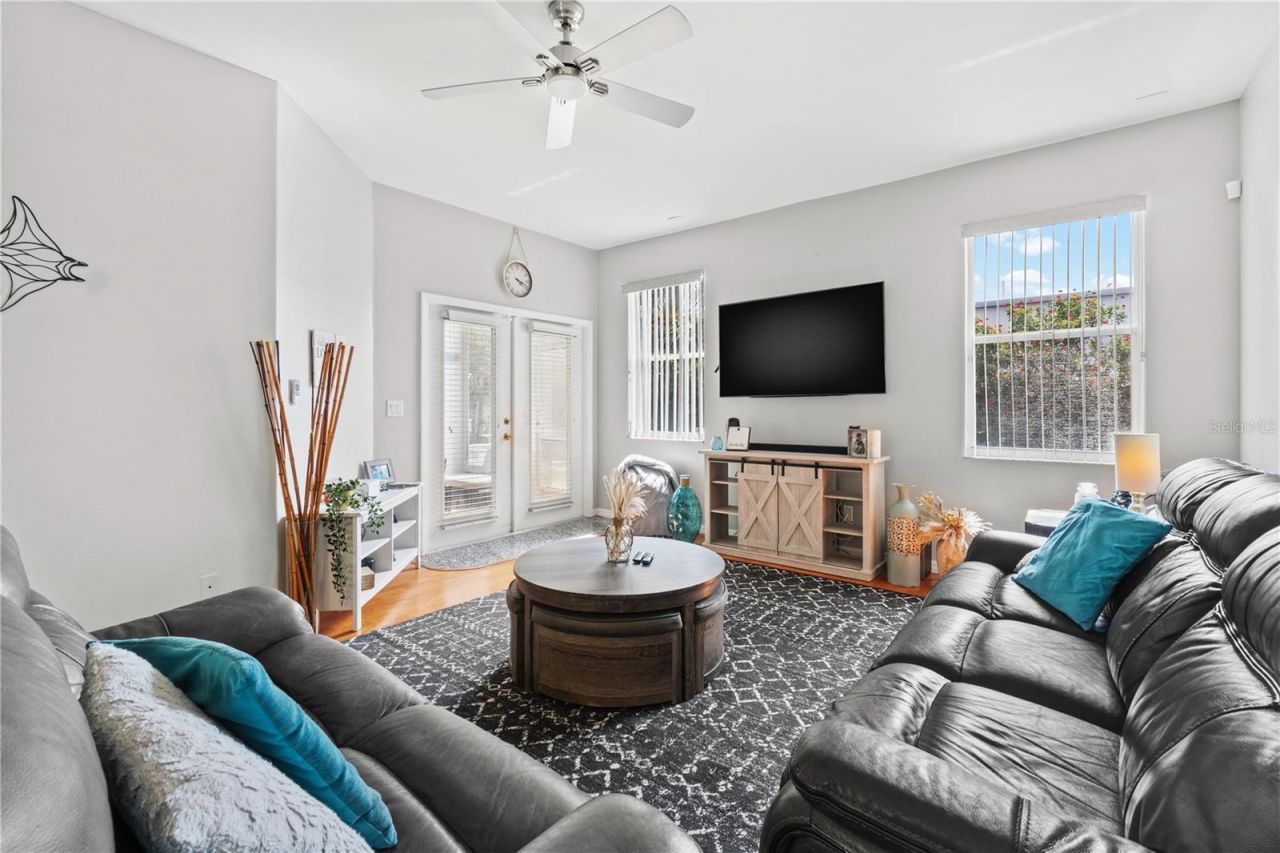 6400 46th Avenue N, Unit 16, Kenneth City, FL 33709 Photo