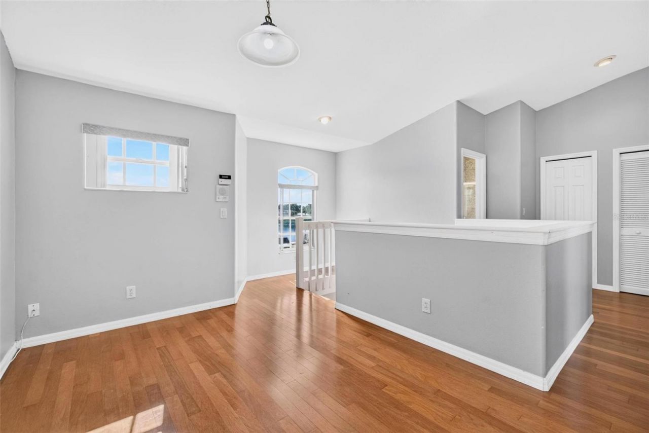 6400 46th Avenue N, Unit 16, Kenneth City, FL 33709 Photo