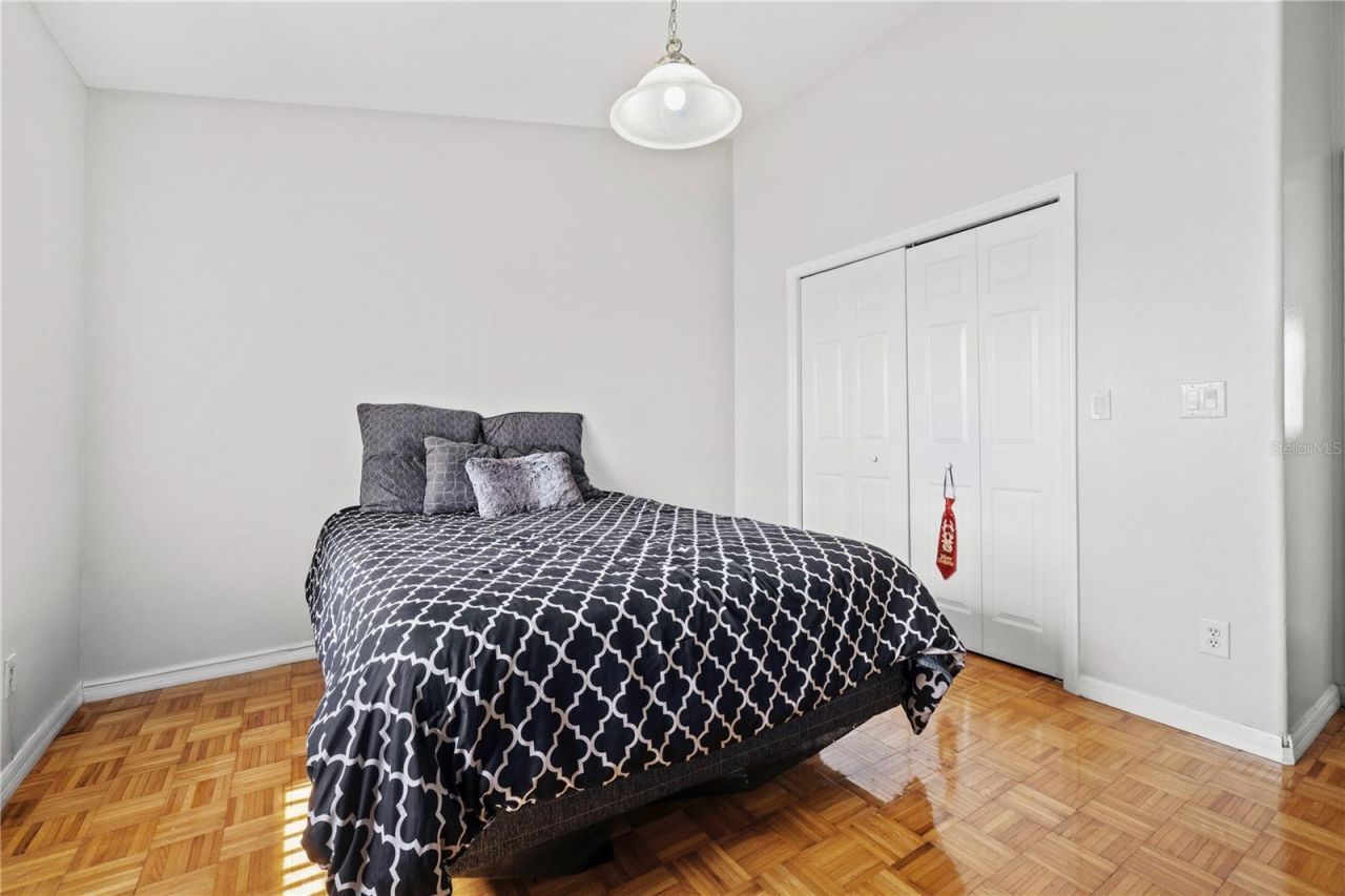 6400 46th Avenue N, Unit 16, Kenneth City, FL 33709 Photo