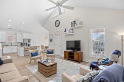 146 Georges Bay Rd. photo 4