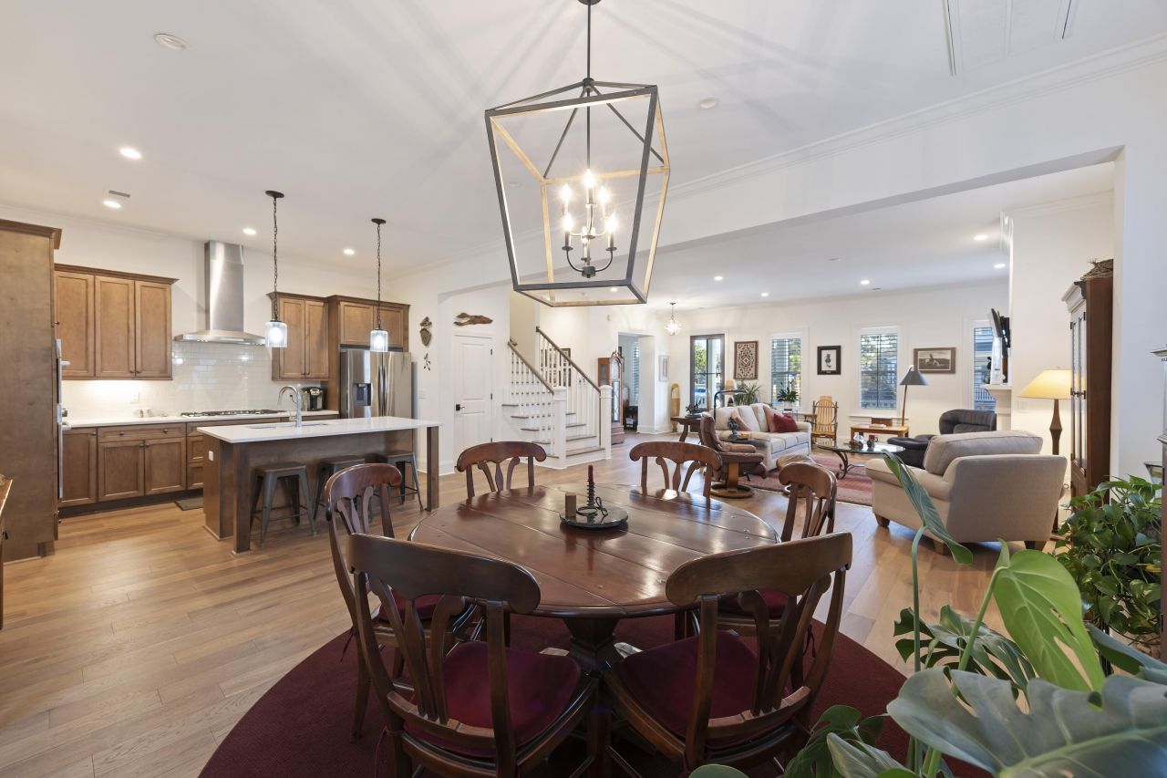 1011 Teracotta Drive Photo 14