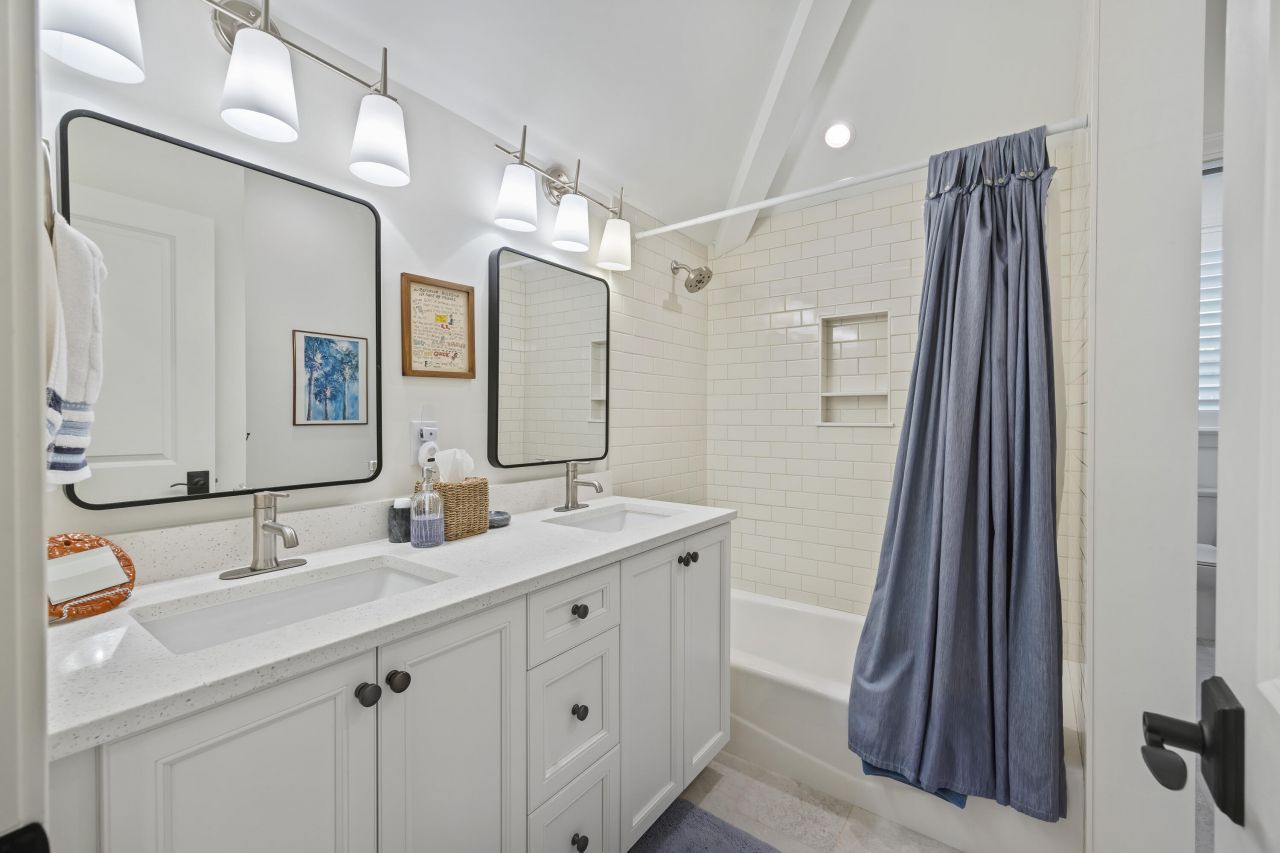 1011 Teracotta Drive Photo 27