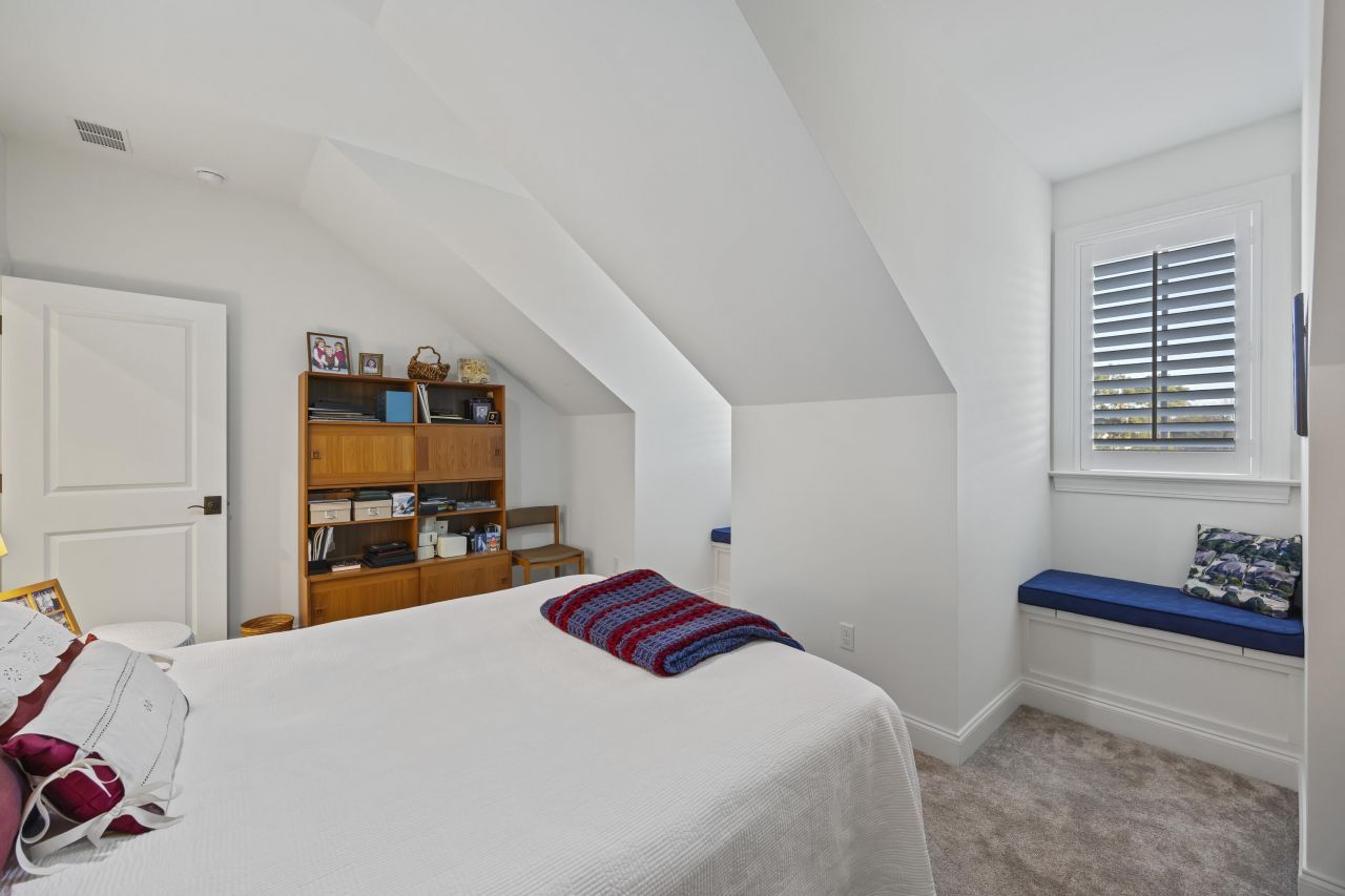 1011 Teracotta Drive Photo 32