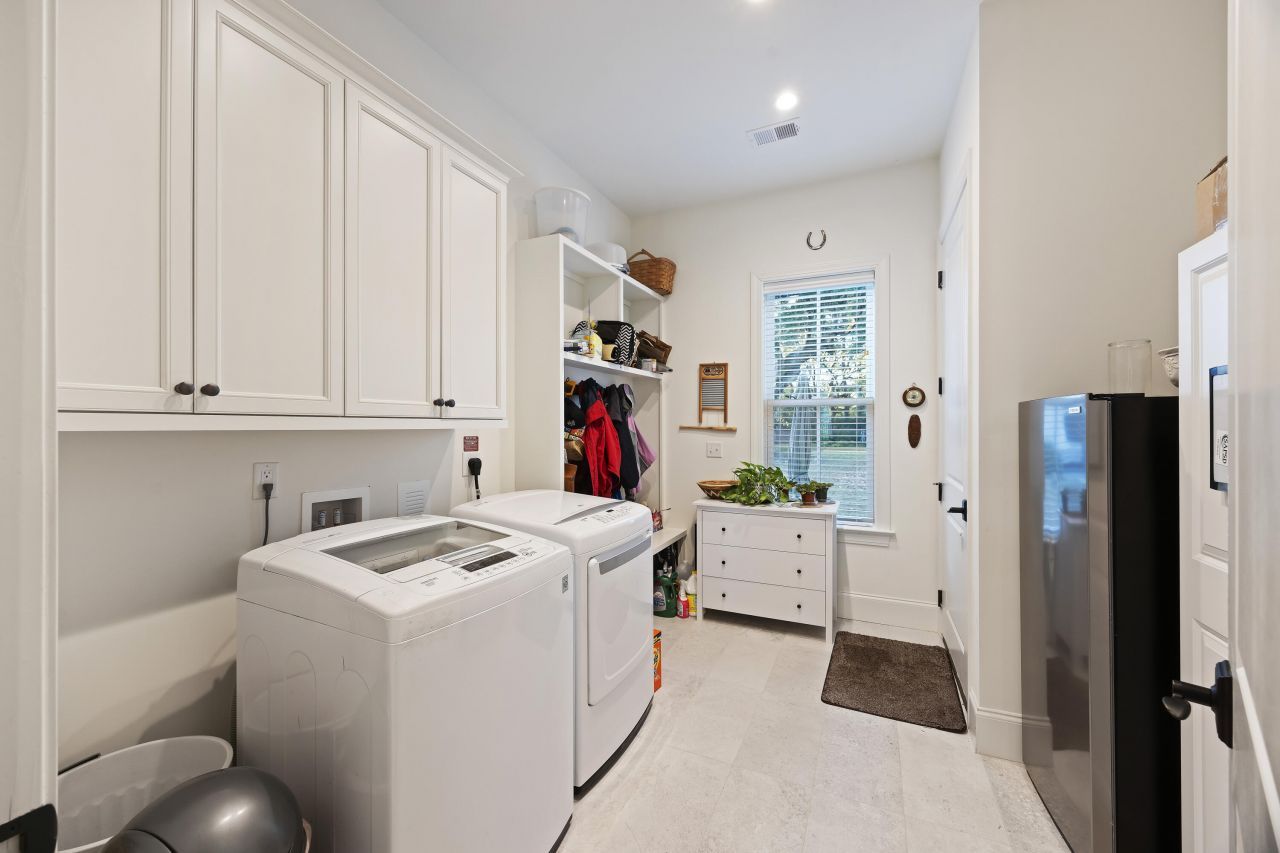 1011 Teracotta Drive Photo 34