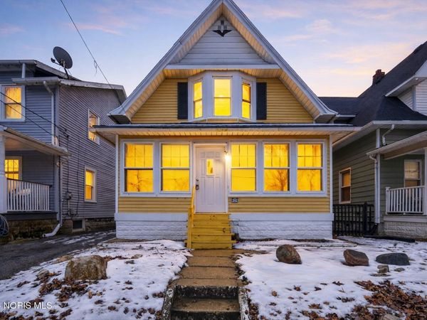 624 Carlton Street, Toledo, OH 43609