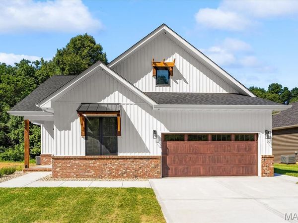 1014 Otter Lake Lane, Caseyville, IL 62232