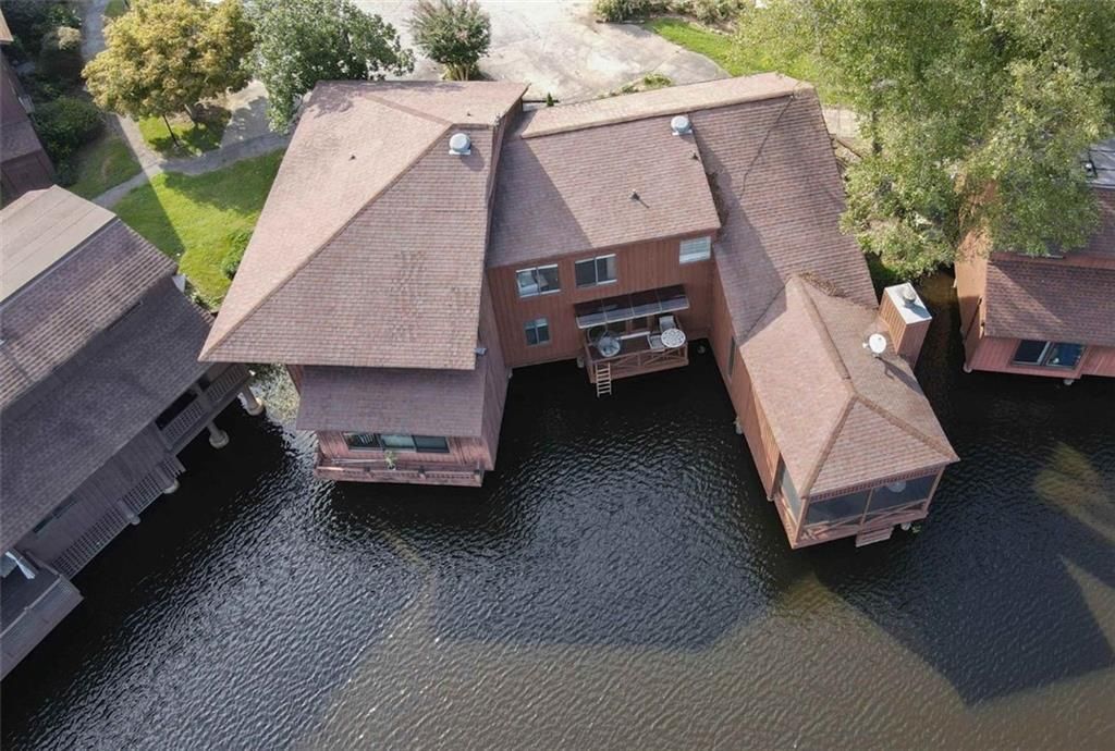 8 Northlake Circle, Peachtree City, GA 30269 Main Photo