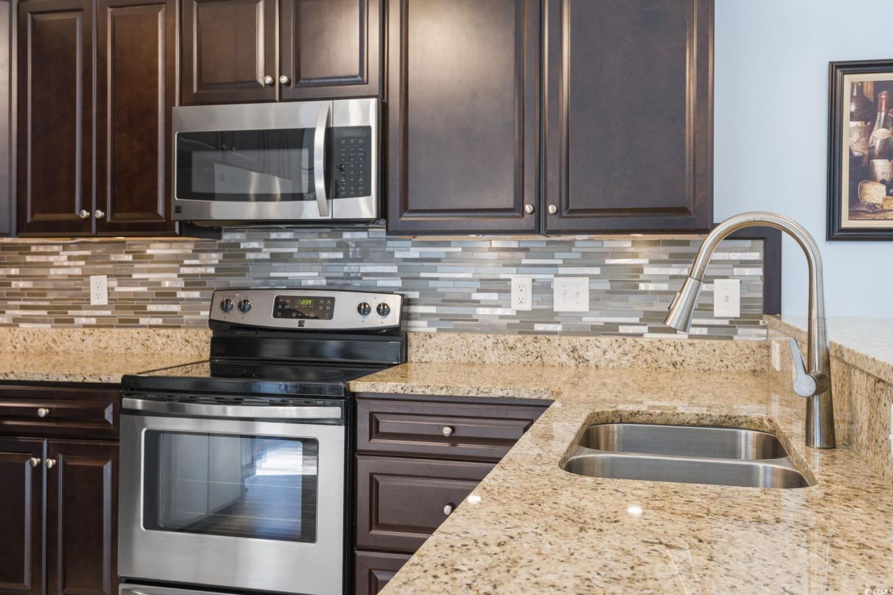 166 Ecum Secum Pl. Photo 20