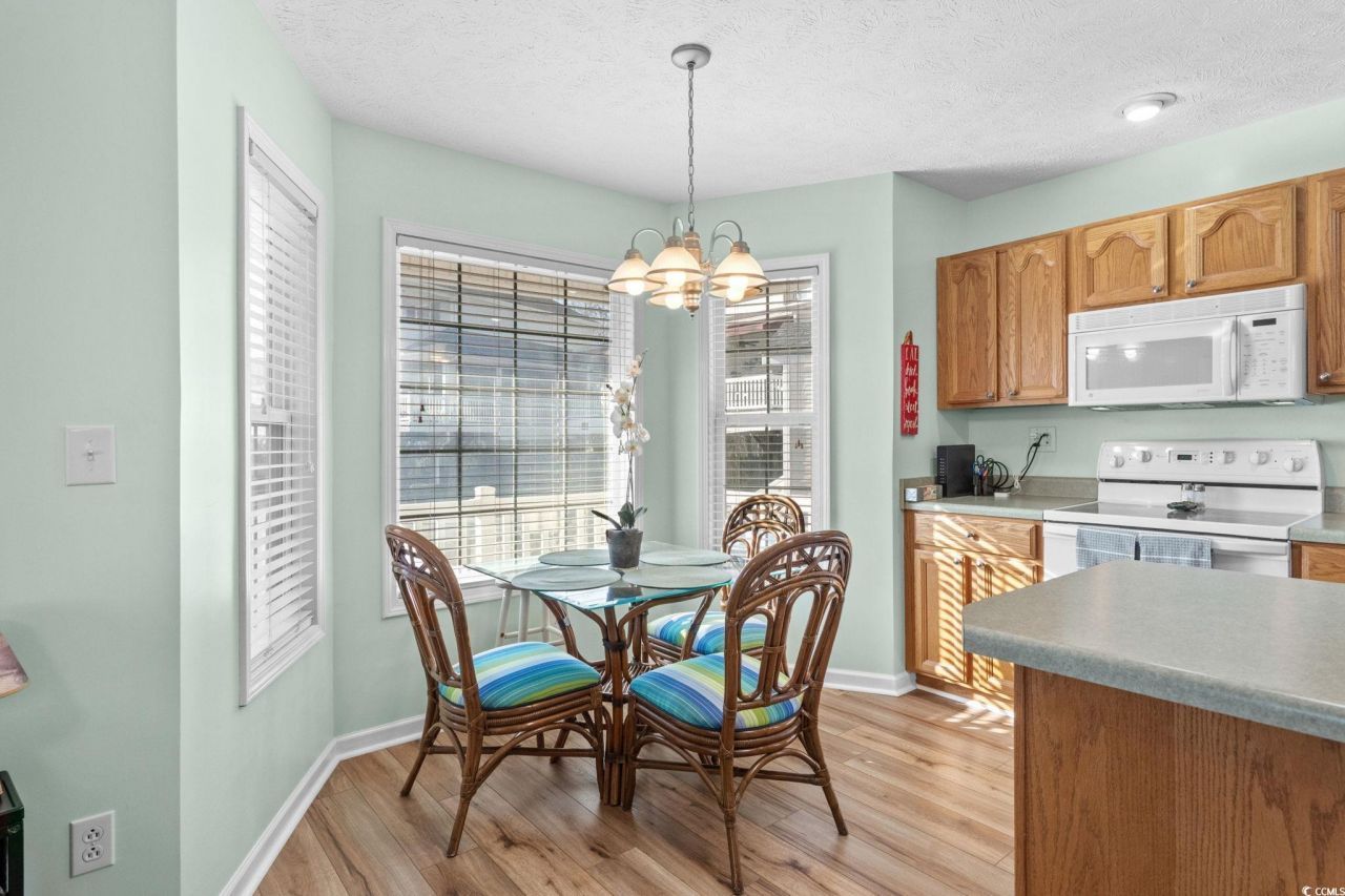 6001 6014 South Kings Hwy. Photo 12