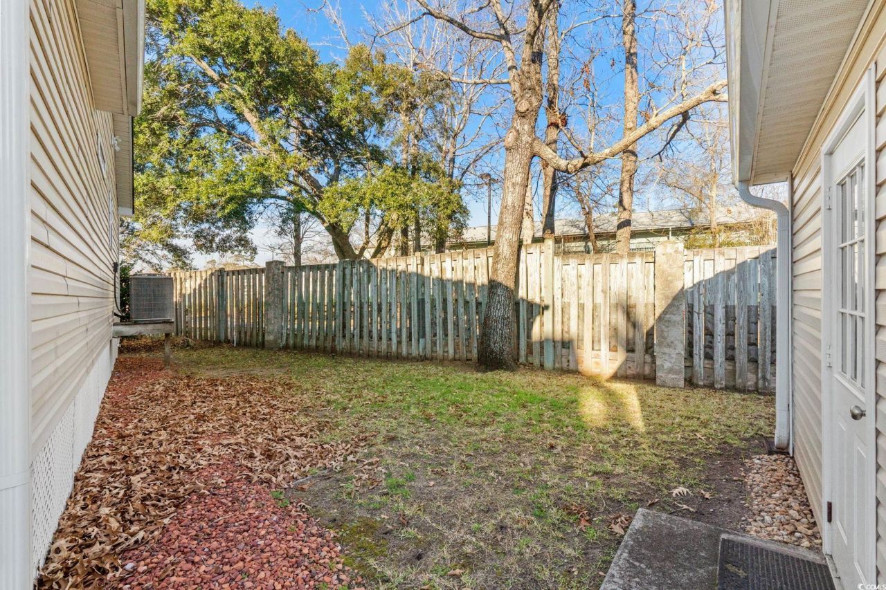 6001 6014 South Kings Hwy. Photo 21