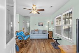 6001 6014 South Kings Hwy. photo 4