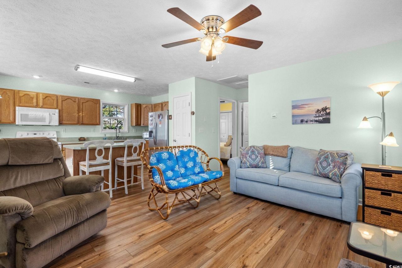 6001 6014 South Kings Hwy. Photo 7