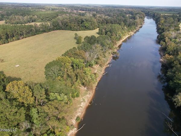 E Lower Rockport Road, New Hebron, MS 39140