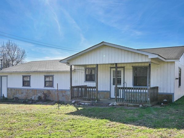 201 Church Ave, Mena, AR 71953