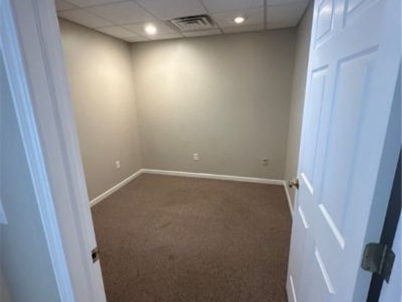 119 E Market Street, Orrville, OH 44667 Photo 3