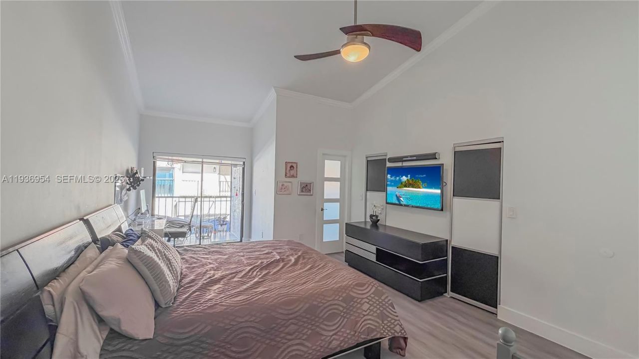 3525 Magellan Cir, Aventura, FL 33180 Photo