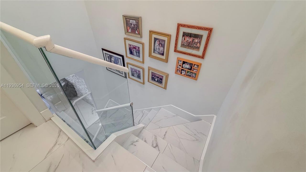 3525 Magellan Cir, Aventura, FL 33180 Photo