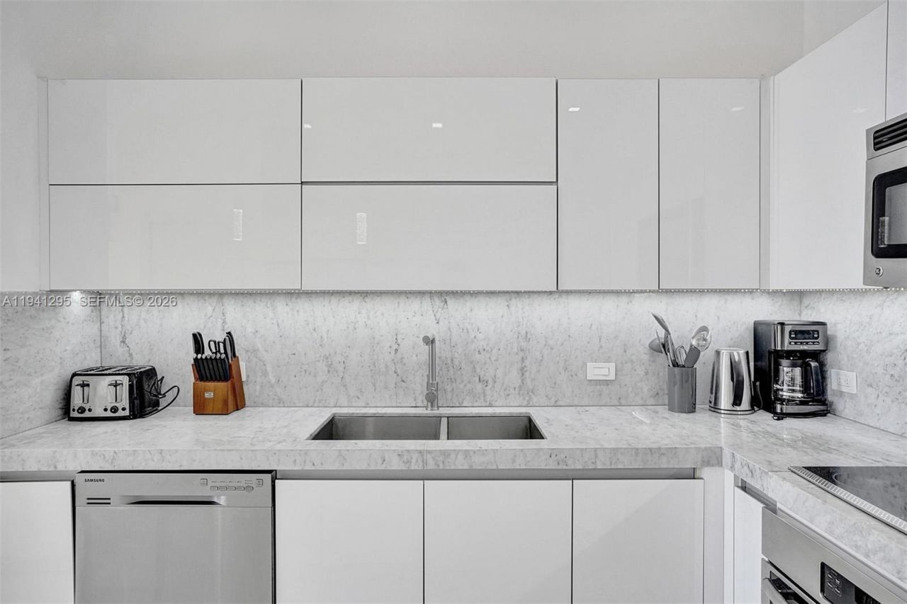 2600 E Hallandale Beach Blvd , Unit T3303, Hallandale Beach, FL 33009 Photo