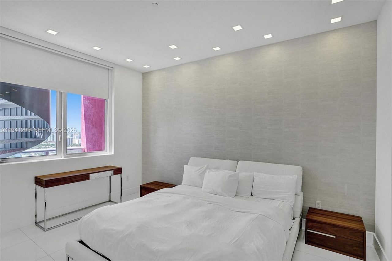 2600 E Hallandale Beach Blvd , Unit T3303, Hallandale Beach, FL 33009 Photo