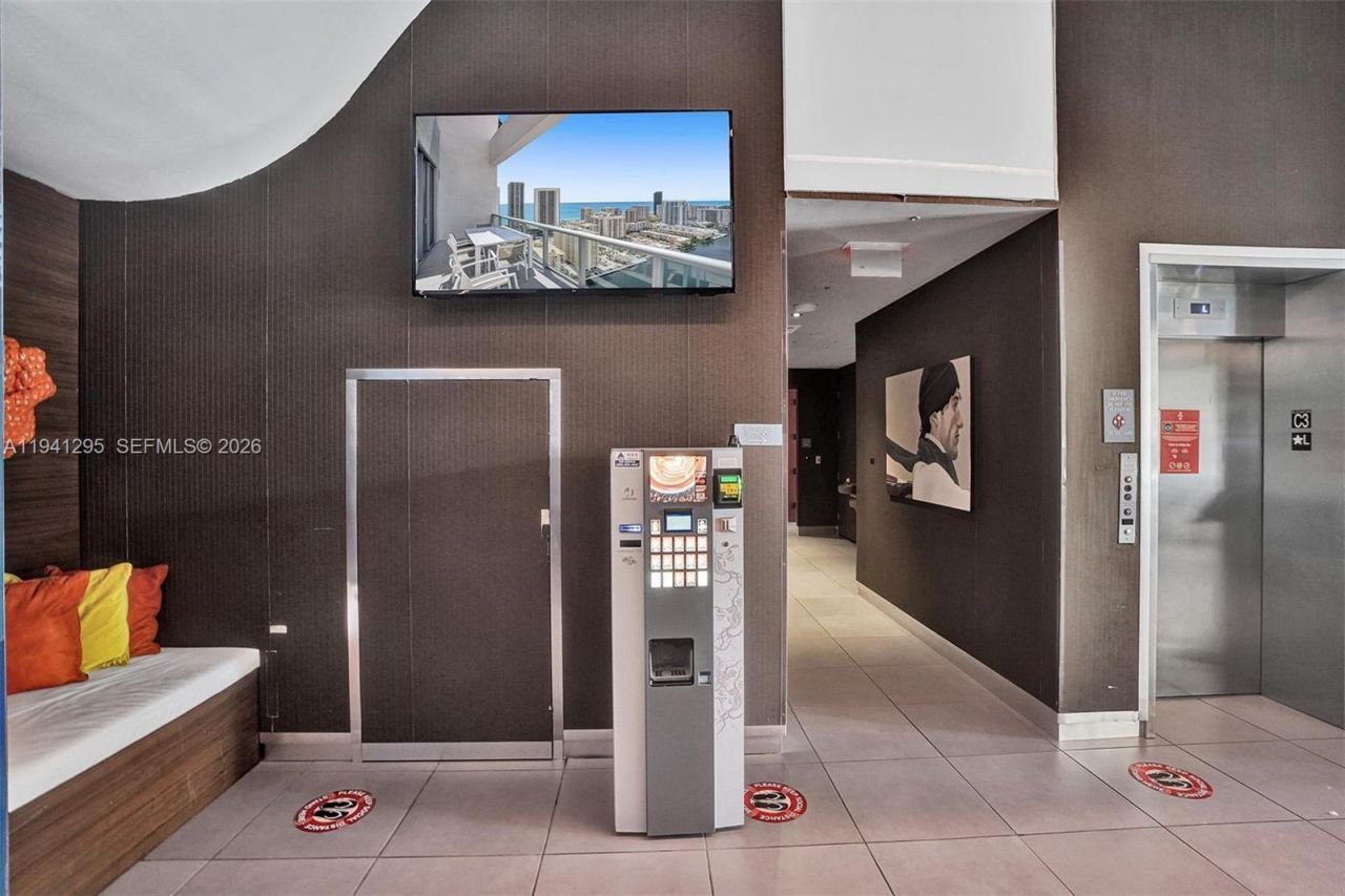 2600 E Hallandale Beach Blvd , Unit T3303, Hallandale Beach, FL 33009 Photo