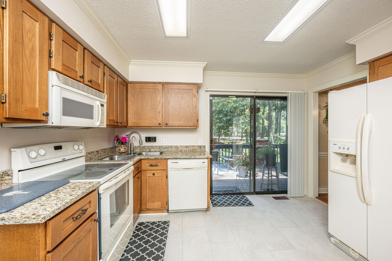 229 Cooper Drive Photo 19