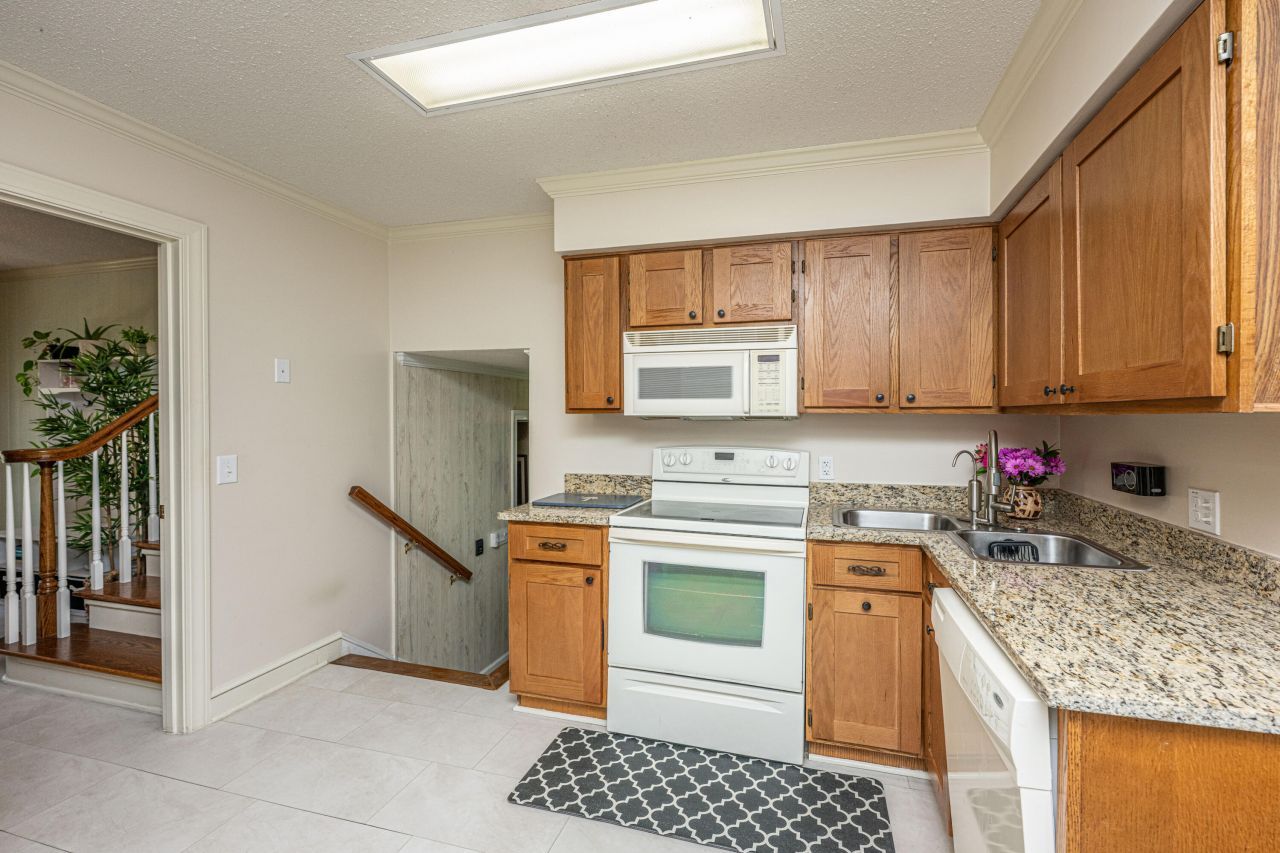 229 Cooper Drive Photo 21