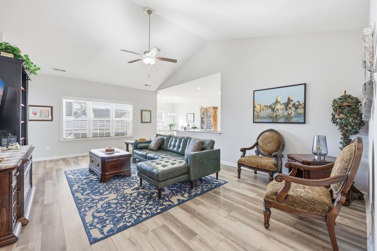 304 Lakota Loop Photo 2