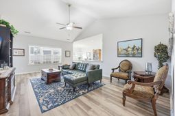 304 Lakota Loop photo 4