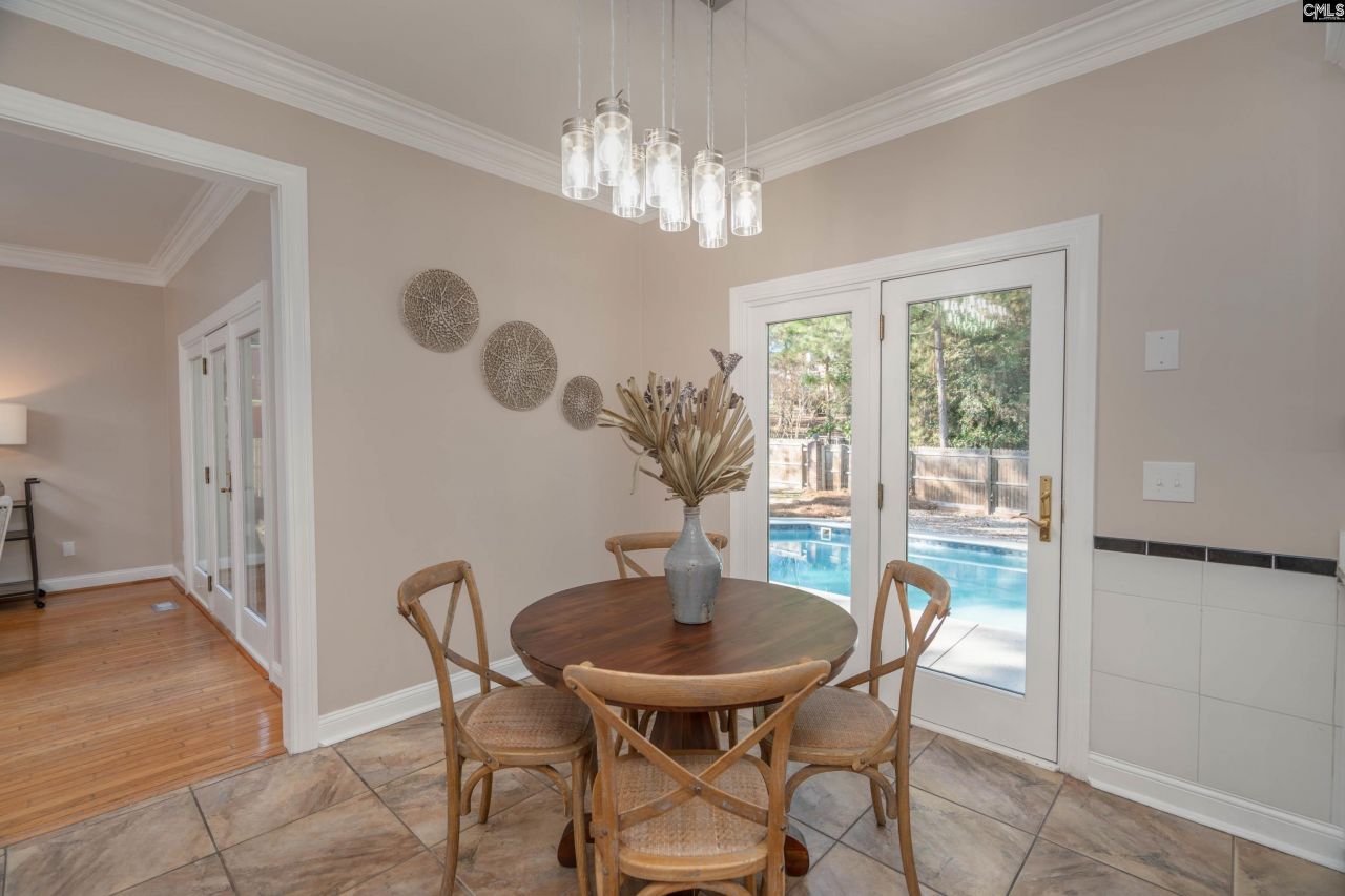 4 Hiland Court Photo 11