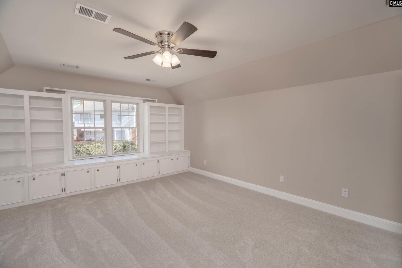 4 Hiland Court Photo 23