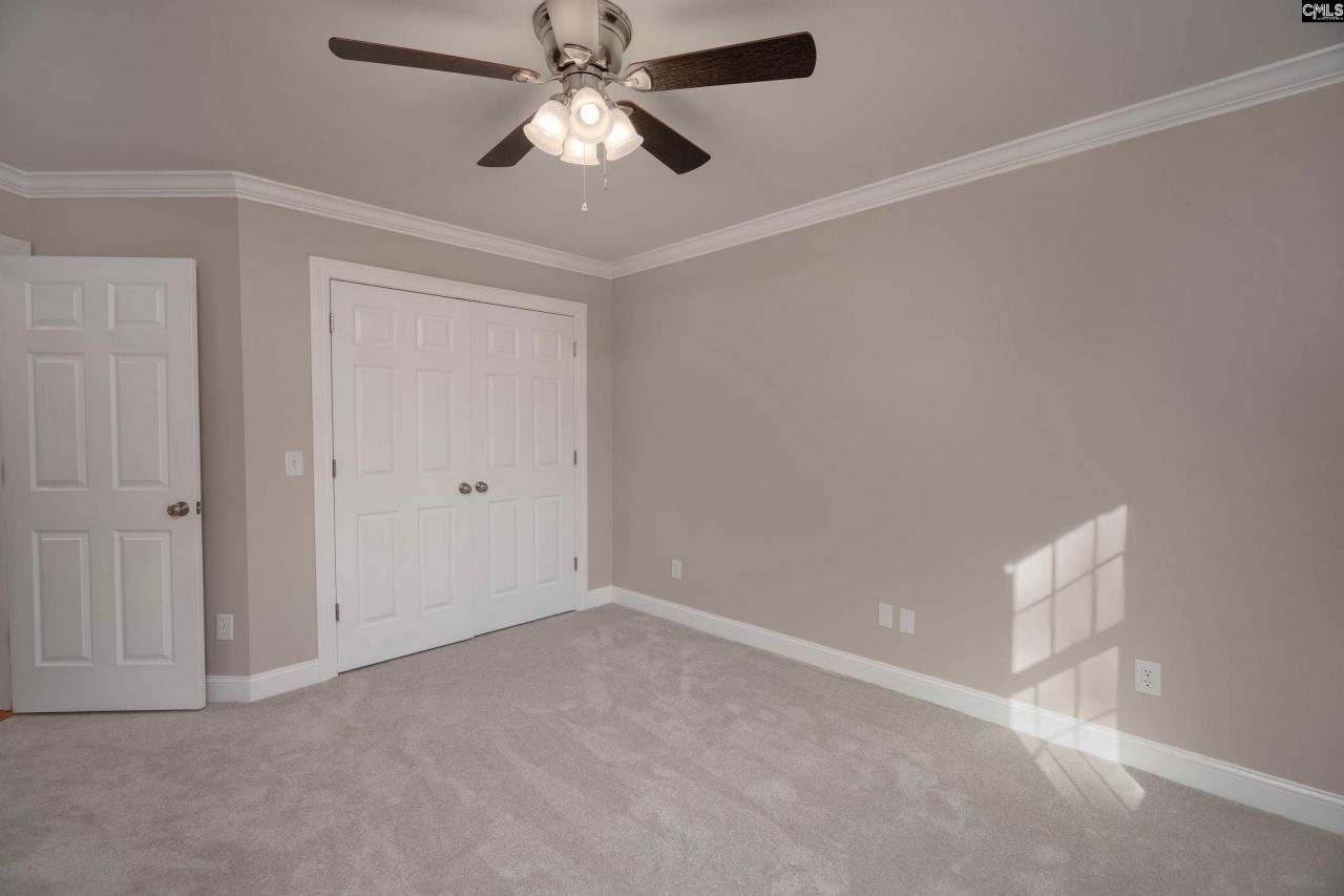 4 Hiland Court Photo 32