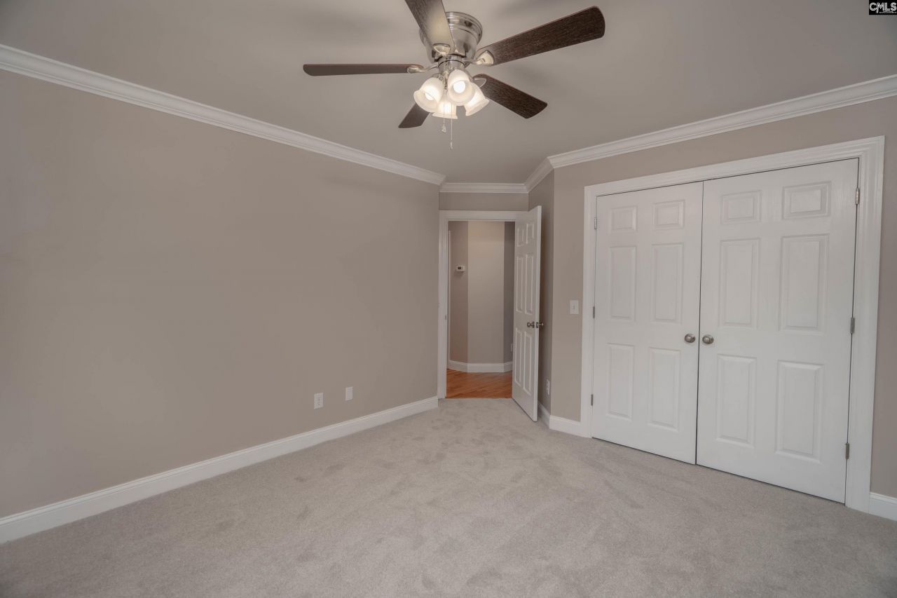 4 Hiland Court Photo 33