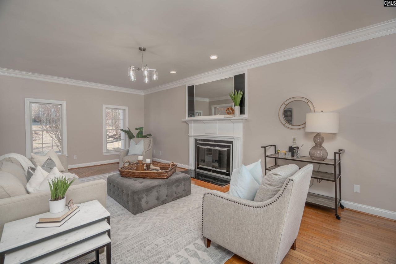 4 Hiland Court Photo 7