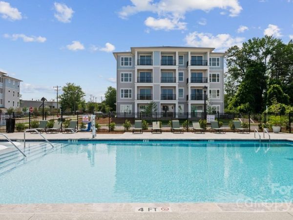 5120 77 Center Drive, Unit 1A.2, Charlotte, NC 28217