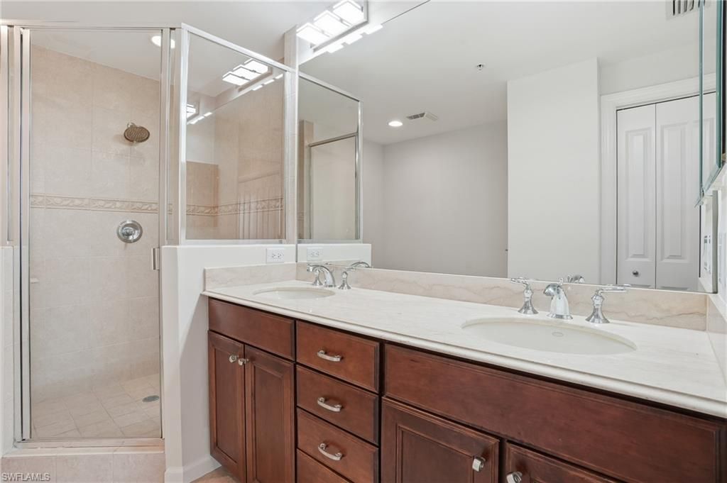 5793 Cape Harbour Dr, Unit 1113, Cape Coral, FL 33914 Photo