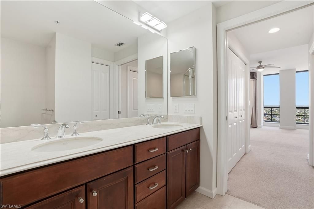 5793 Cape Harbour Dr, Unit 1113, Cape Coral, FL 33914 Photo