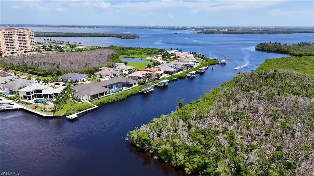 5793 Cape Harbour Dr, Unit 1113, Cape Coral, FL 33914 Photo