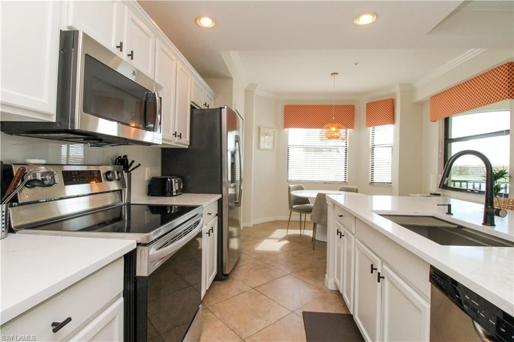 9554 Trevi Ct, Unit 4737, Naples, FL 34113 Photo
