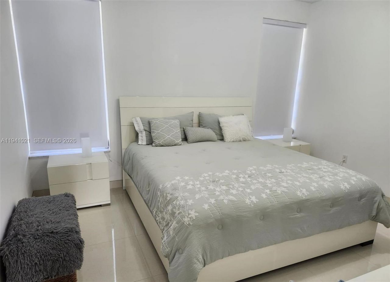 9195 Fontainebleau Blvd, Unit 6, Miami, FL 33172 Photo