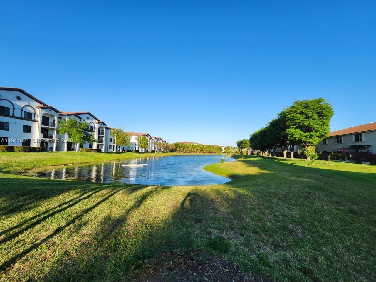 9195 Fontainebleau Blvd, Unit 6, Miami, FL 33172 Photo