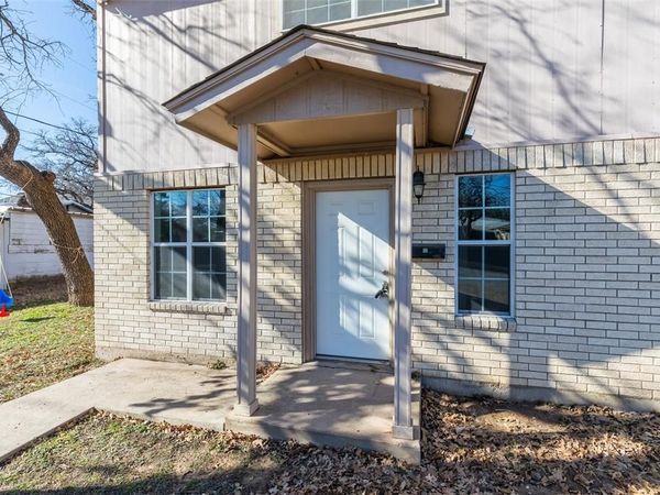 701 S Marsh Street, Unit D, Eastland, TX 76448