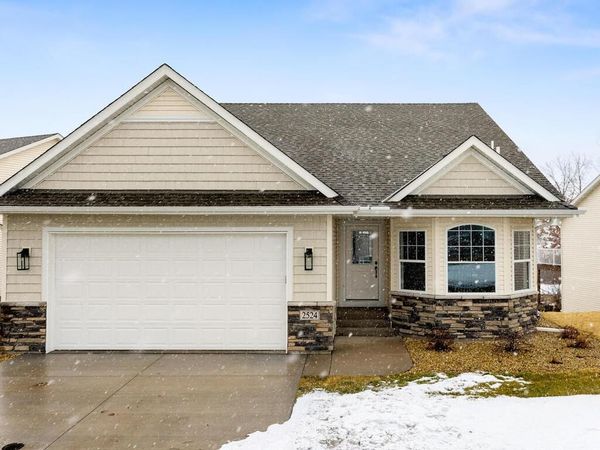 2524 Buchanan Lane S, Cambridge, MN 55008