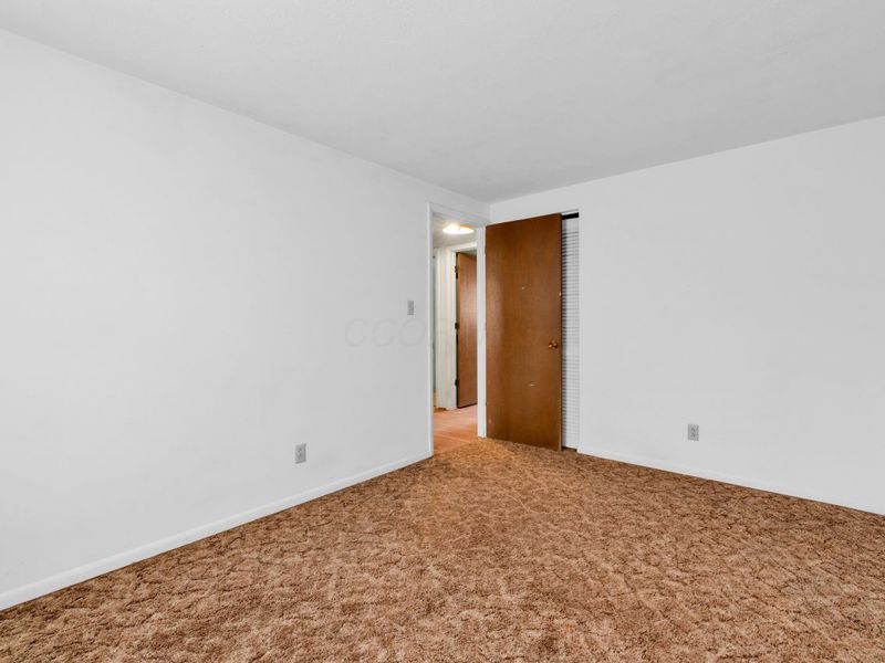 6747 Merwin Road, Columbus, OH 43235 Photo 22