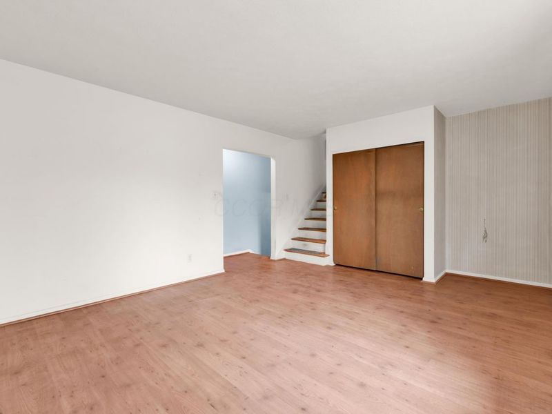 6747 Merwin Road, Columbus, OH 43235 Photo 5