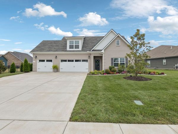 4107 Andes Dr, Murfreesboro, TN 37127