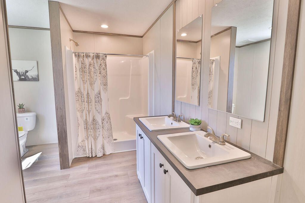 211 Rodenberry Road Photo 15