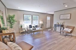 211 Rodenberry Road photo 4