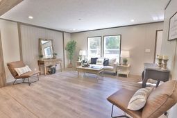 211 Rodenberry Road photo 4